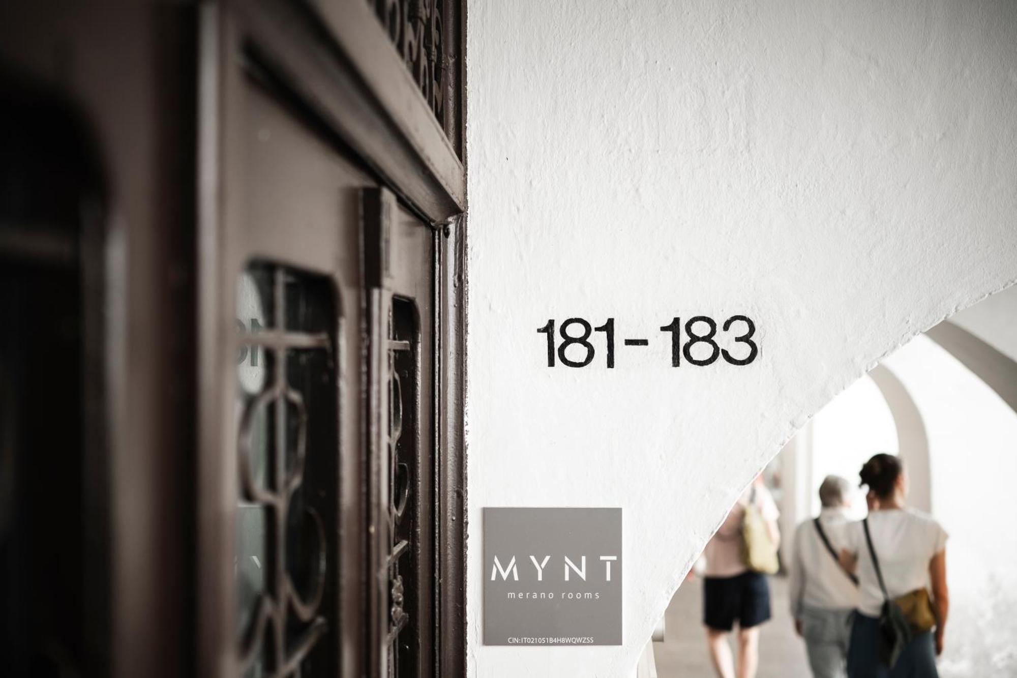 Mynt Merano Rooms Luaran gambar